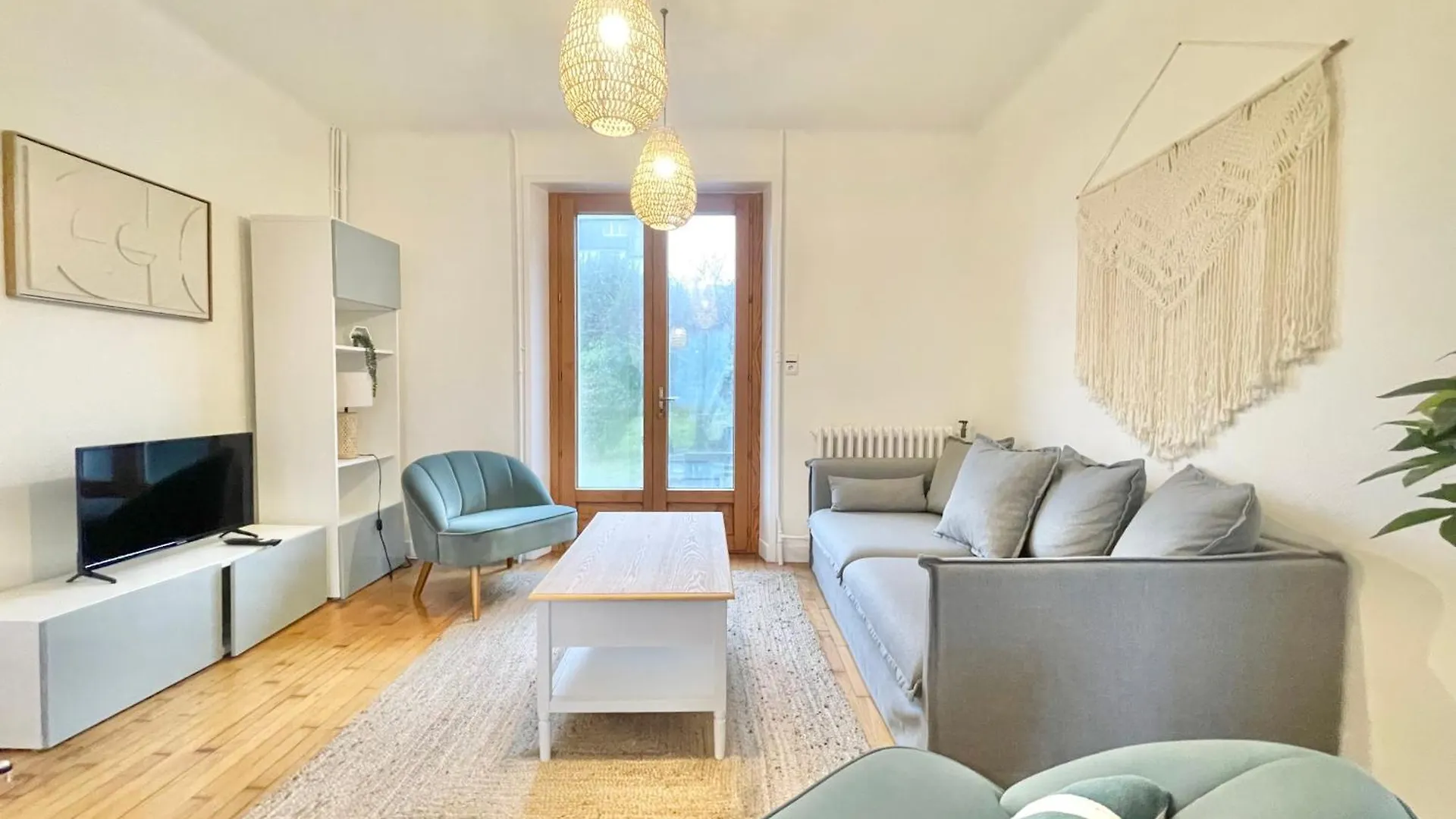 Maison Lagrange - 4 Chambres Quartier Iut Hopital Quimper 0*,  France